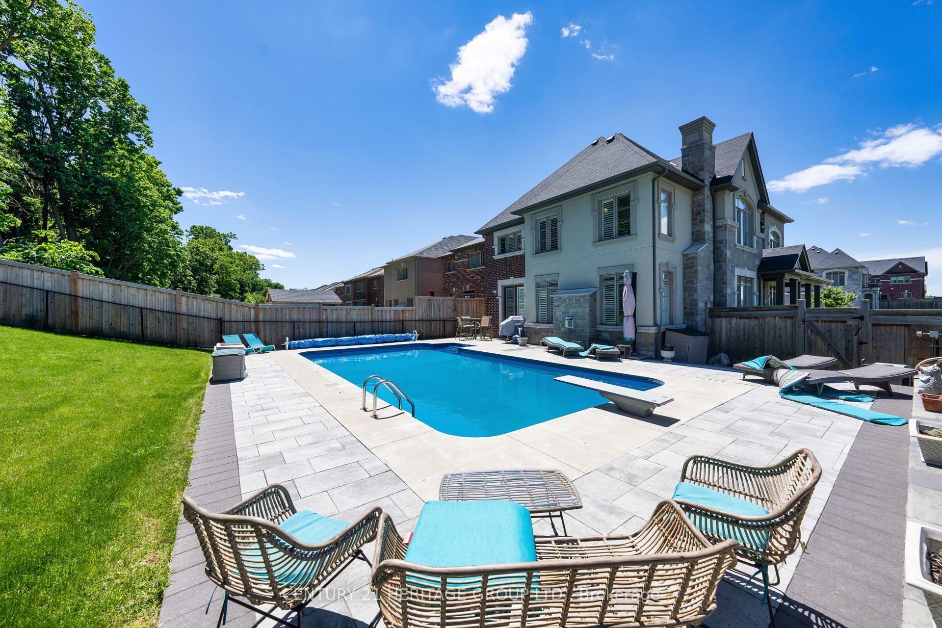 Property Photo: 501 McGregor Farm Trail ON L3X 0H7