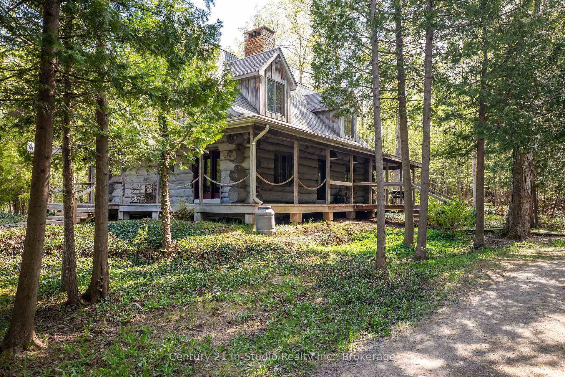 Property Photo: 299 North Diagonal Road ON N0H 2T0