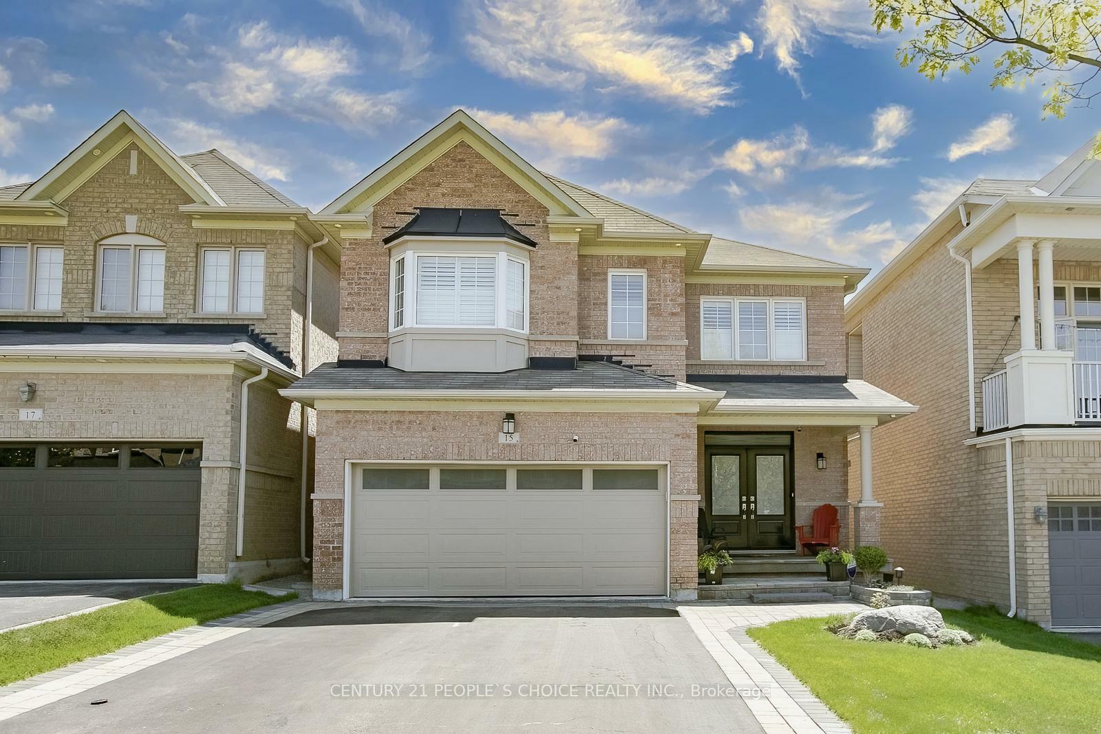 Property Photo: 15 Fallharvest Avenue ON L6Y 0P2