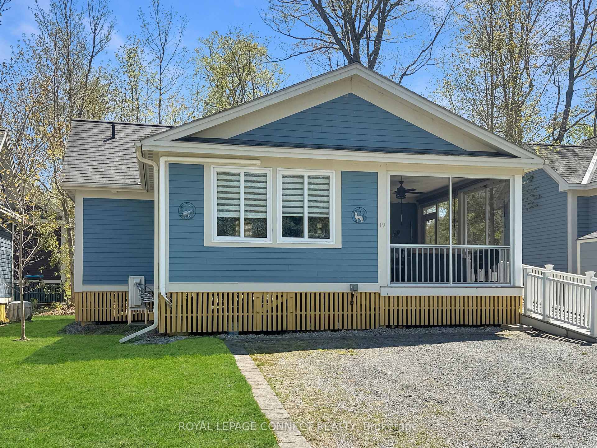 Property Photo: 19 Farm View Lane 174 ON K0K 1P0