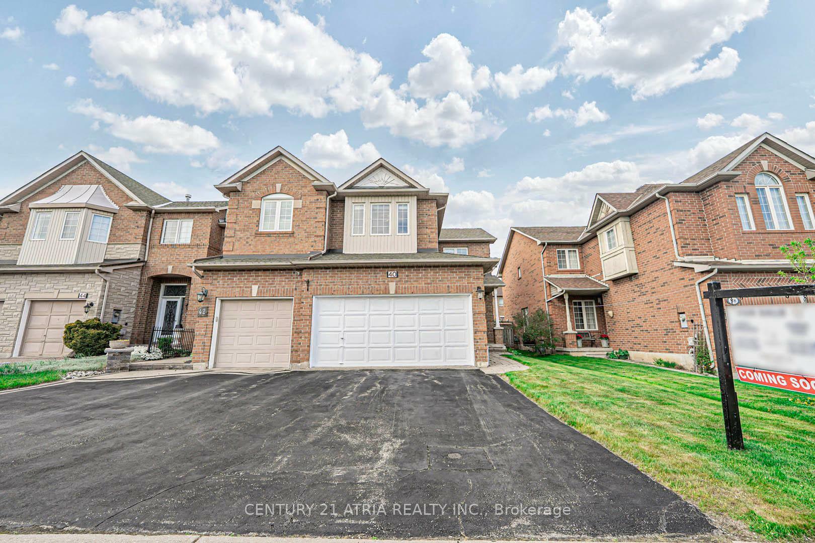 Photo de la propriété: 40 Nottingham Drive ON L4S 1Z6