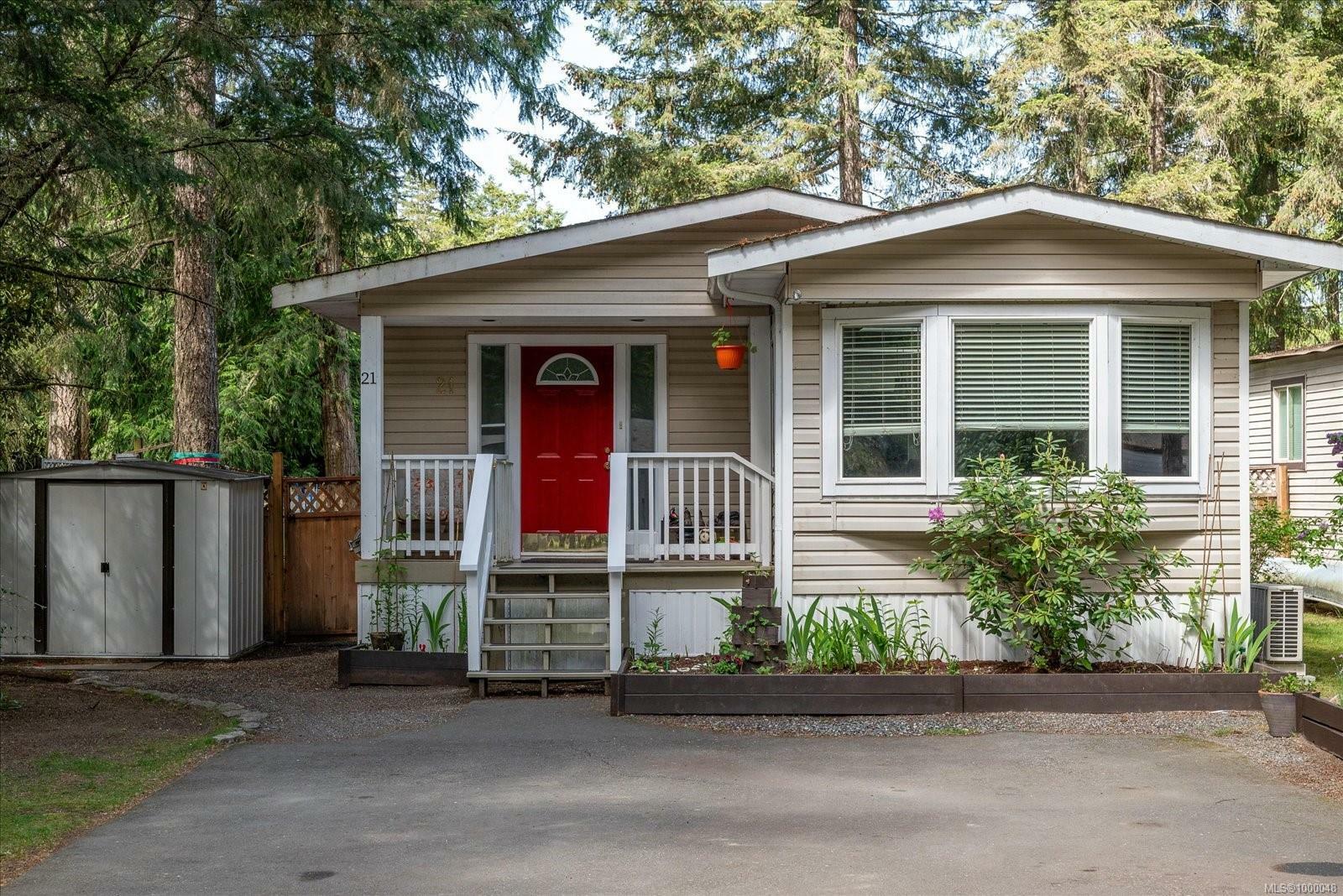 Property Photo: 1310 Spruston Rd 21 BC V9X 1R2
