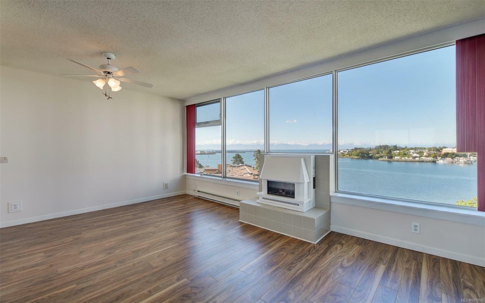 Property Photo:  325 Maitland St 704  BC V9A 7E9 