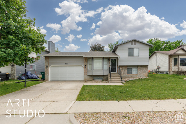 Property Photo: 558 S 850 E UT 84041