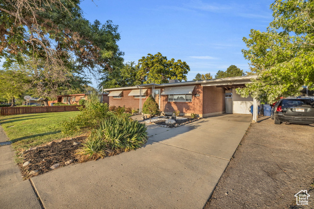 Property Photo: 366 N 175 E UT 84054