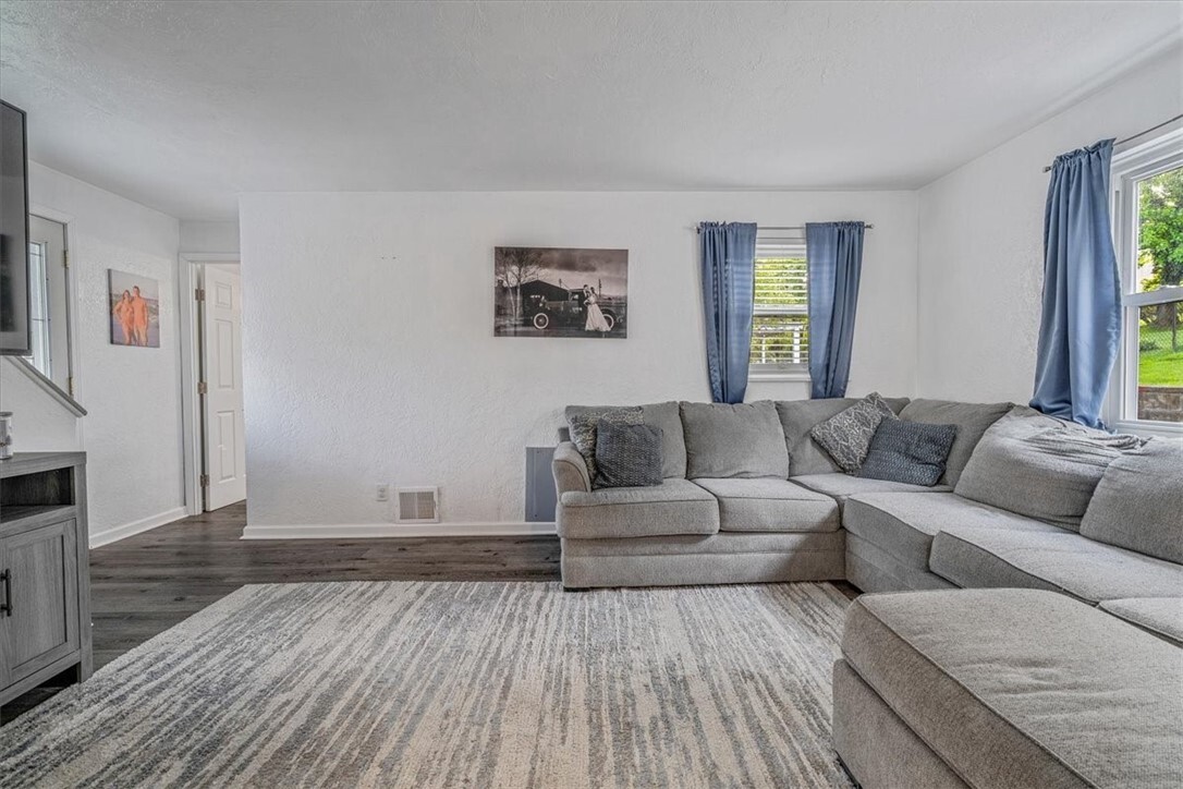 Property Photo: 5222 Fieldcrest Drive PA 15236