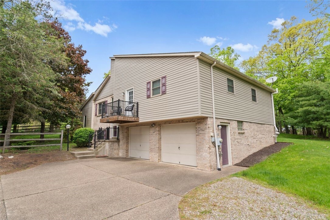 Property Photo: 10088 Grubbs Rd PA 15090