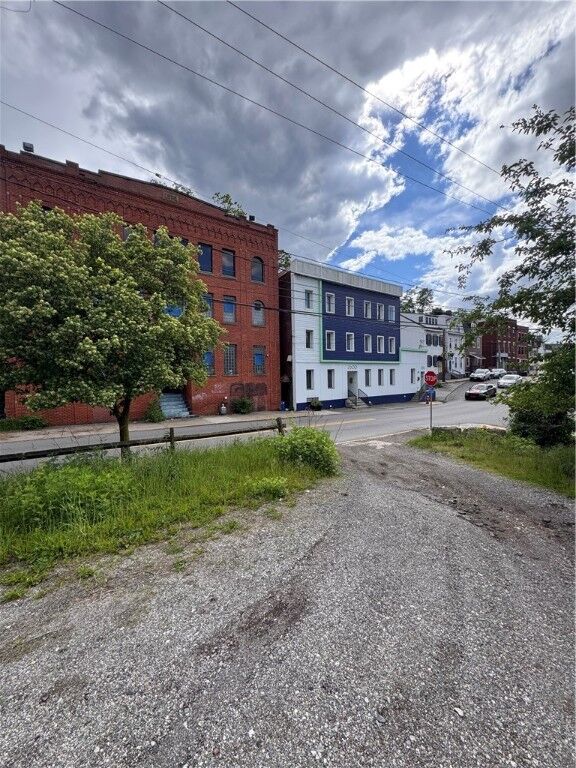 Property Photo: 2606 Josephine Street PA 15203