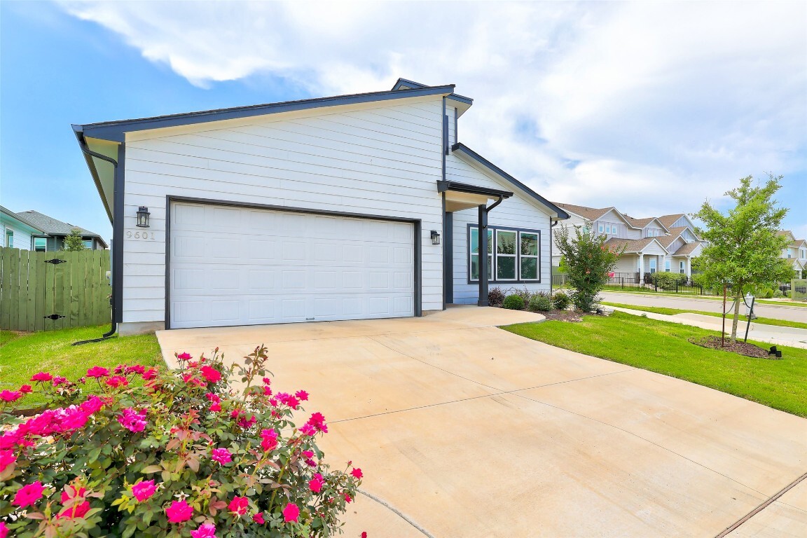 Property Photo:  9601 Eloquence Drive  TX 78653 