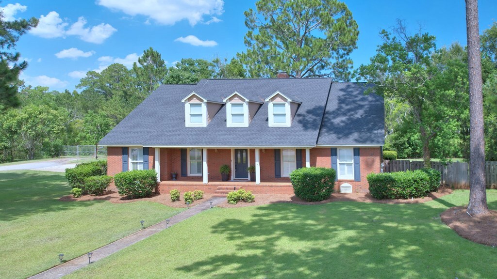 Property Photo: 2504 W Alberson Drive GA 31721