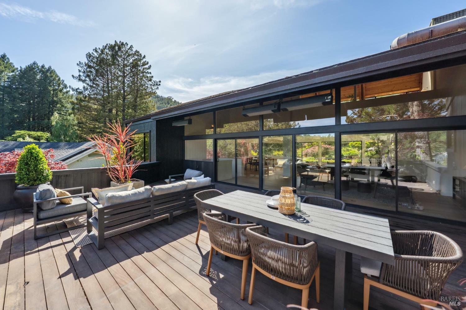 Property Photo: 27 Throckmorton Lane CA 94941