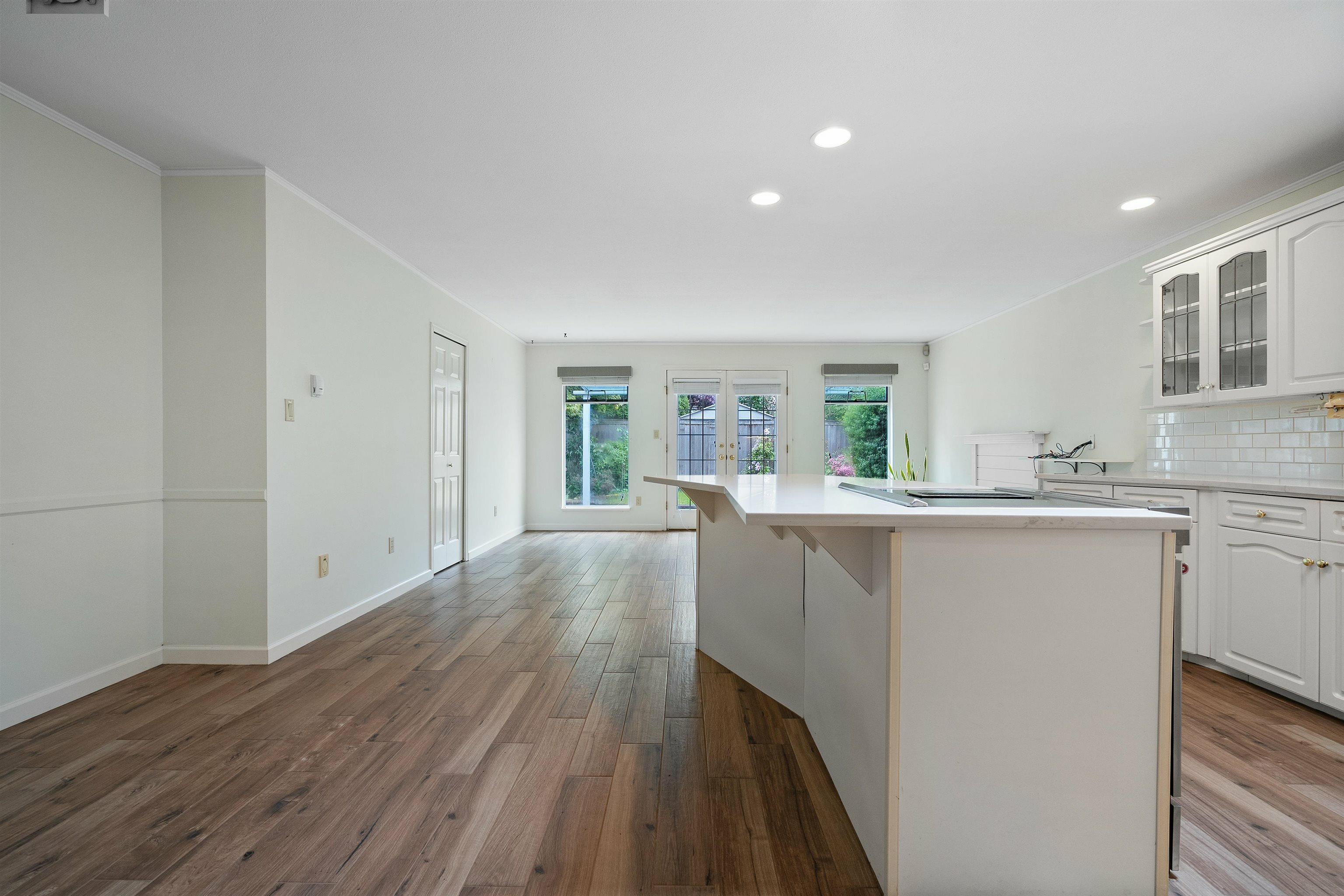 Photo de la propriété: 4497 63 Street BC V4K 4T5
