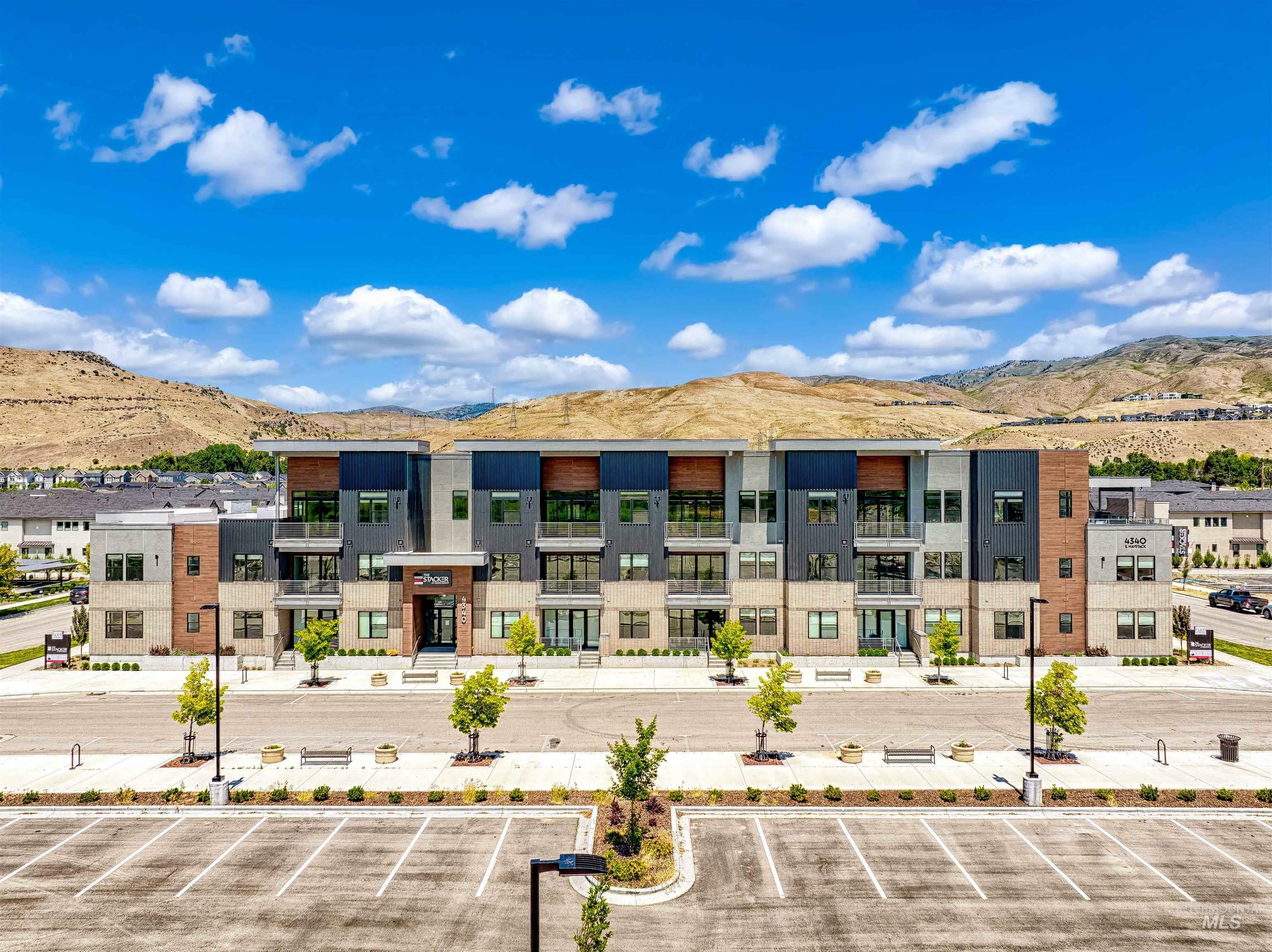 Property Photo: 4340 E Haystack St 210 ID 83716