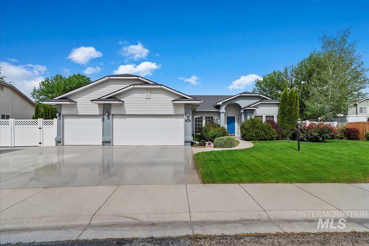 884 E Kingsford Dr  Meridian ID 83642 photo