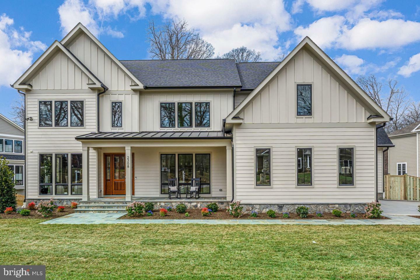 508 Nelson Drive NE  Vienna VA 22180 photo