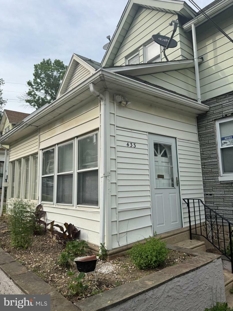 433 Cypress Street  Lansdowne PA 19050 photo