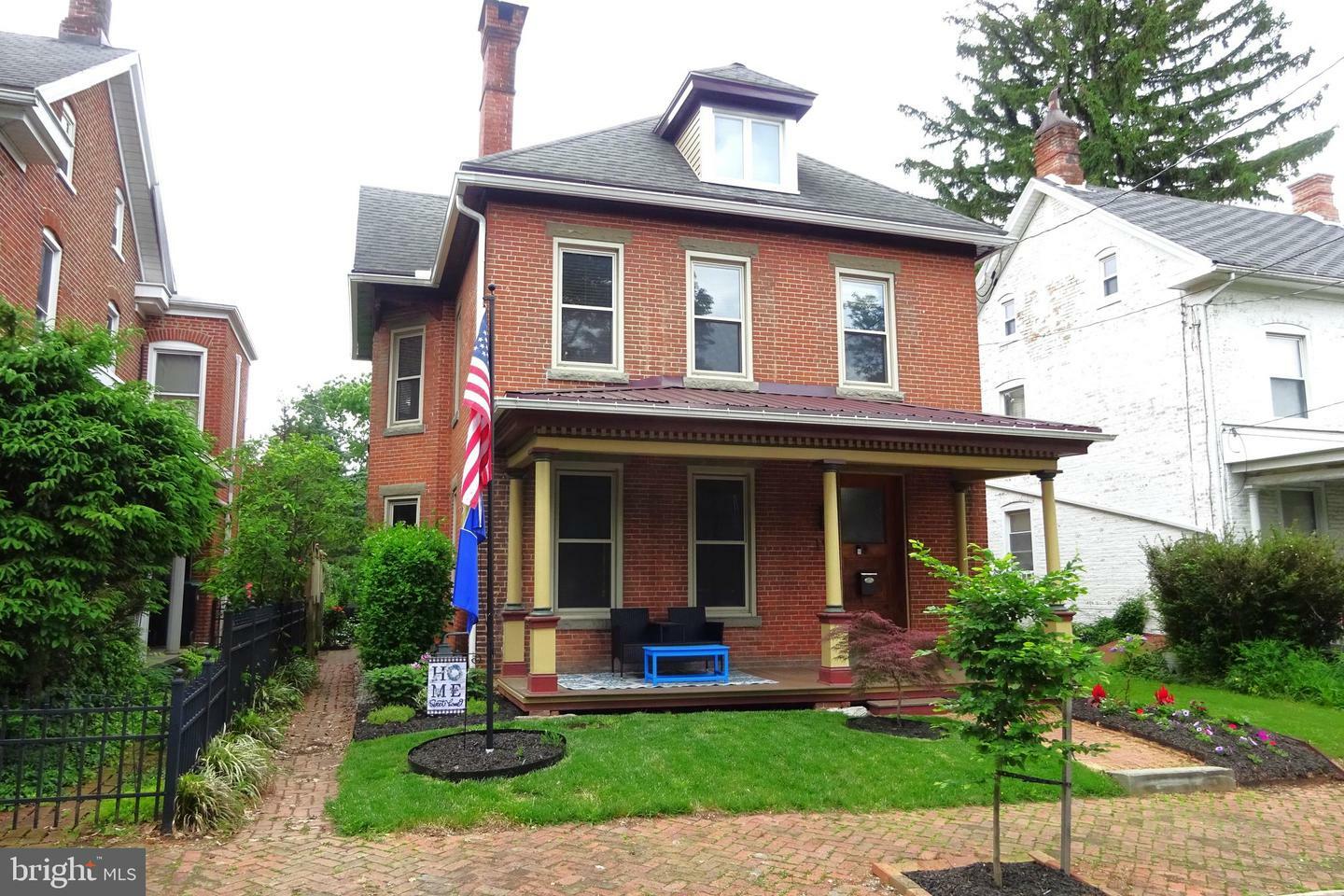 145 S Washington Street  Greencastle PA 17225 photo