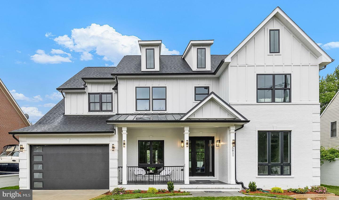 Property Photo: 5811 Arnet Street VA 22041
