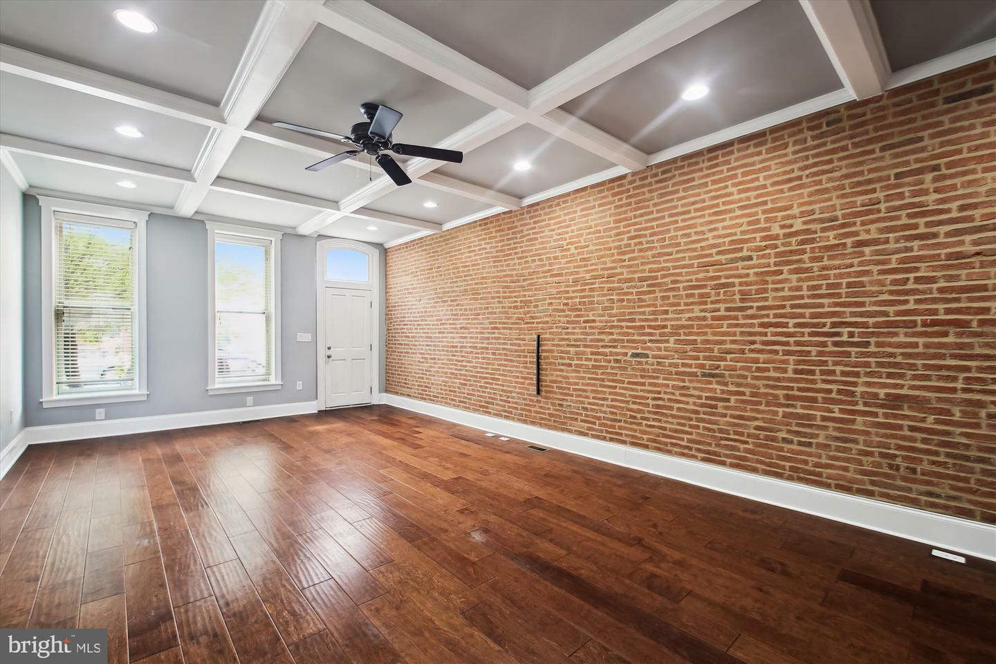 Property Photo: 1432 S Hanover Street MD 21230