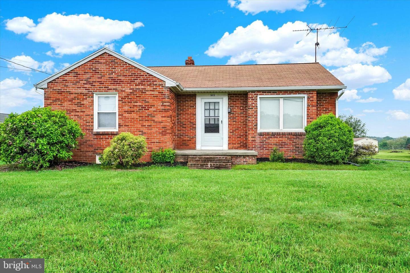 1013 Delta Road  Red Lion PA 17356 photo
