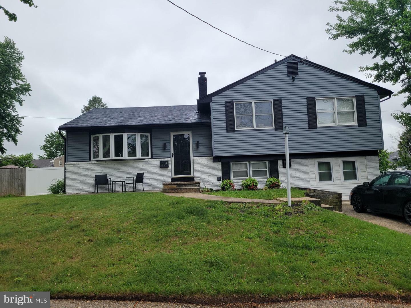 Property Photo: 20 Tilford Road NJ 08083
