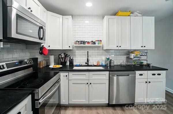 Property Photo: 1215 Cardinal Drive 9 NC 28052