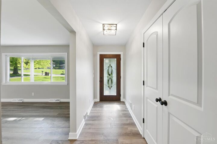Property Photo: 5175 Deeridge Lane OH 45247