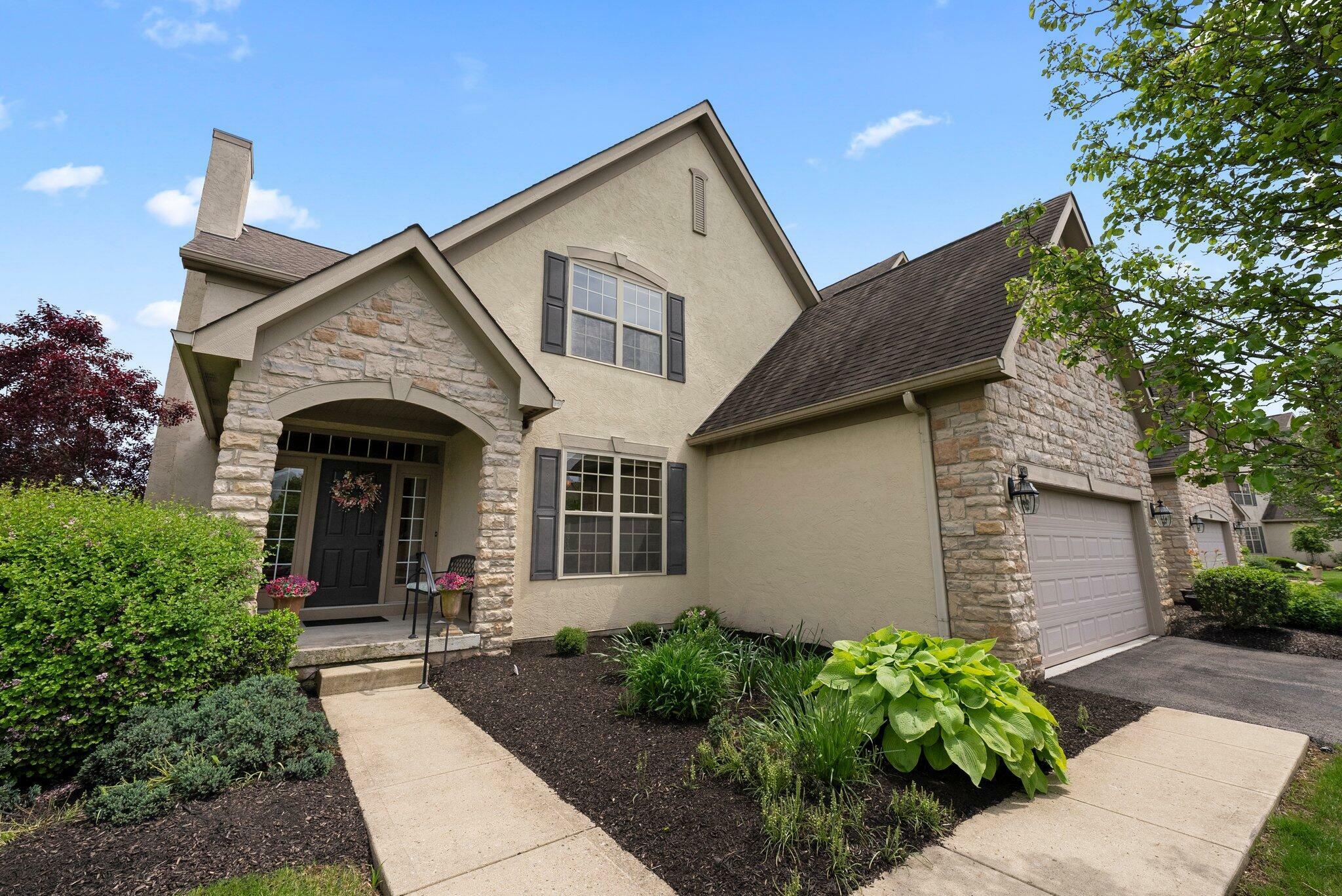 Property Photo: 6755 Arbor View Court OH 43065