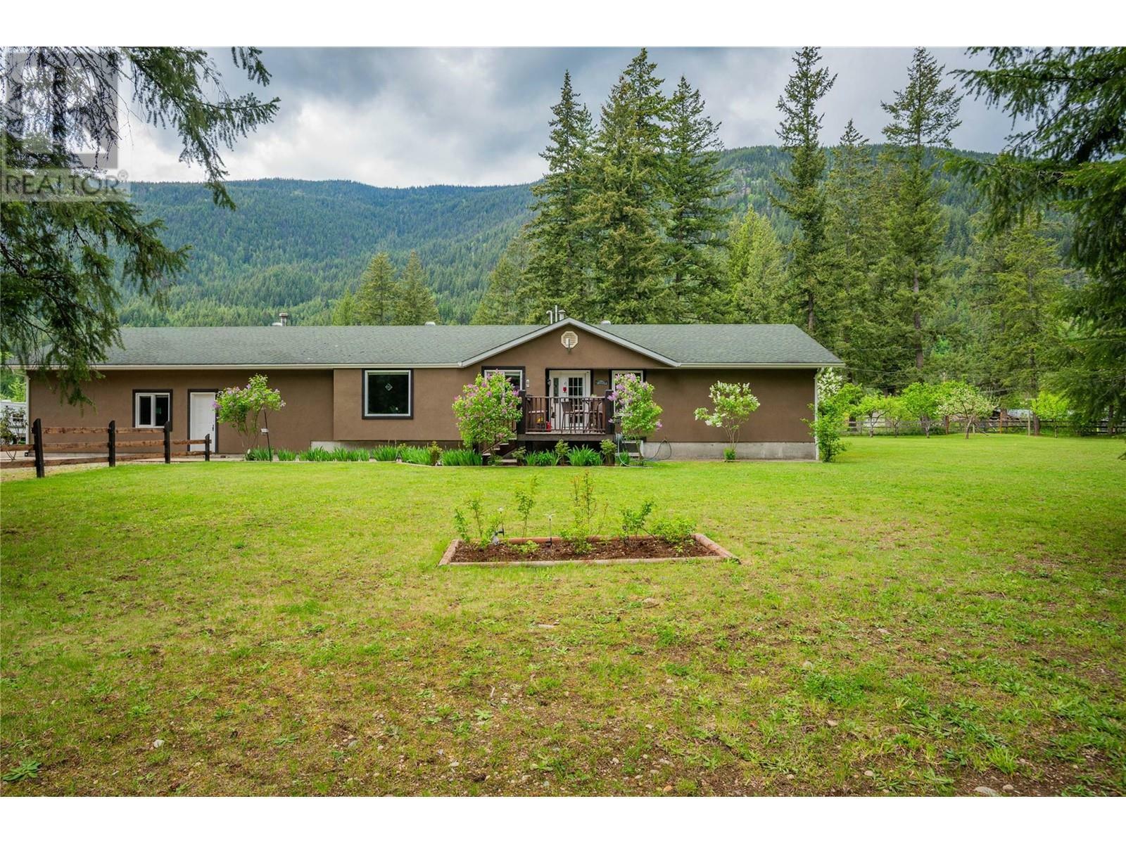 2015 Highway 3A Other  Castlegar BC V1N 4N1 photo