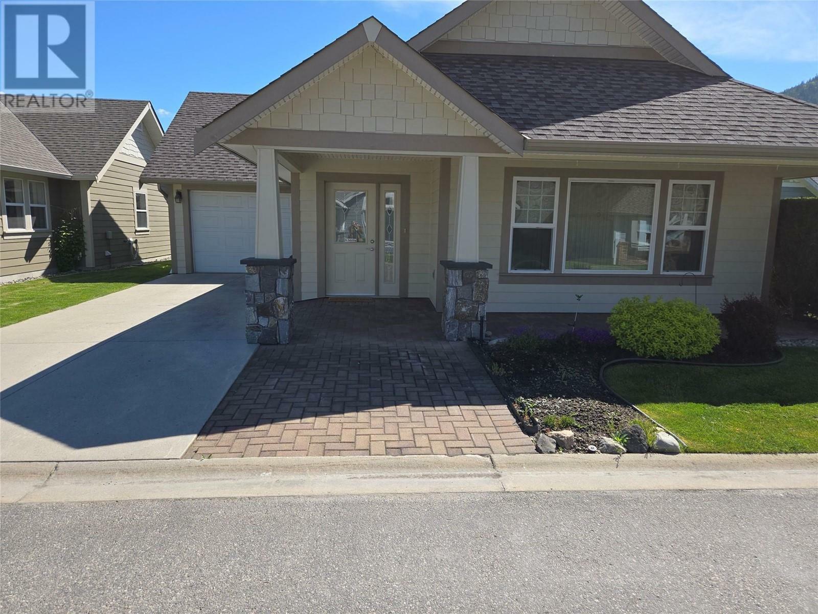 1231 10 Street Southwest 6  Salmon Arm BC V1E 0A5 photo