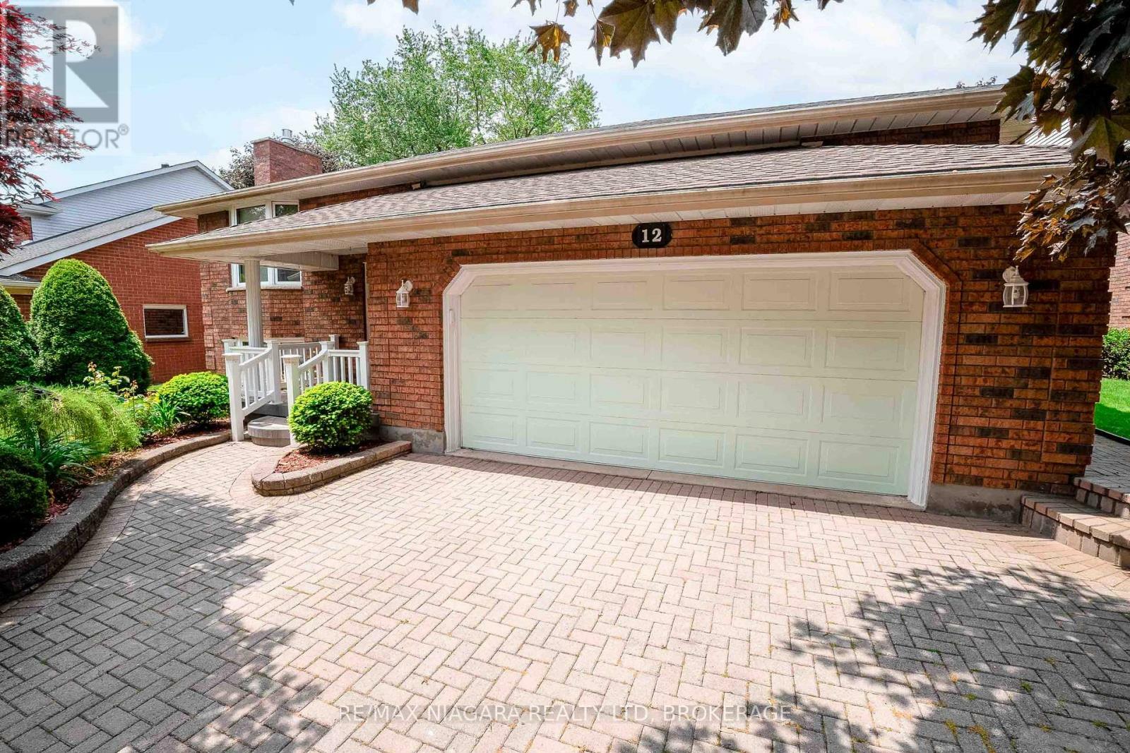 Property Photo: 12 Fern Gate ON L0S 1E4