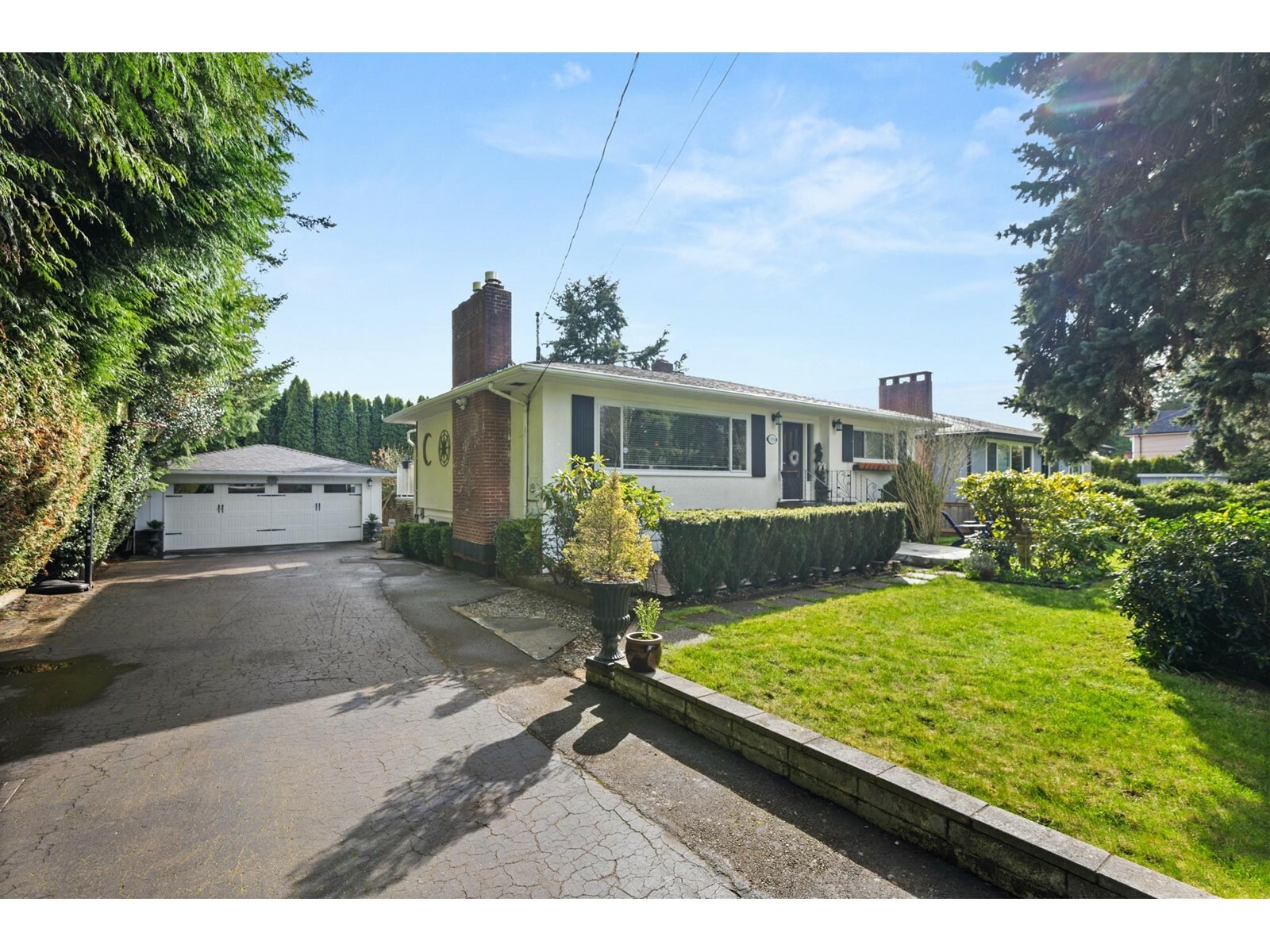 Property Photo: 13558 15 BC V4A 1L2