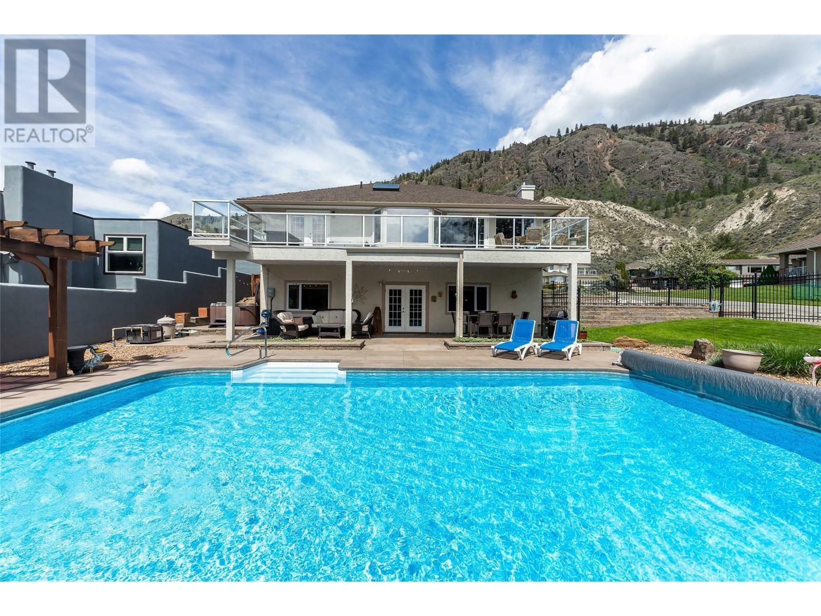 Property Photo: 3492 Navatanee Drive BC V2H 1S1