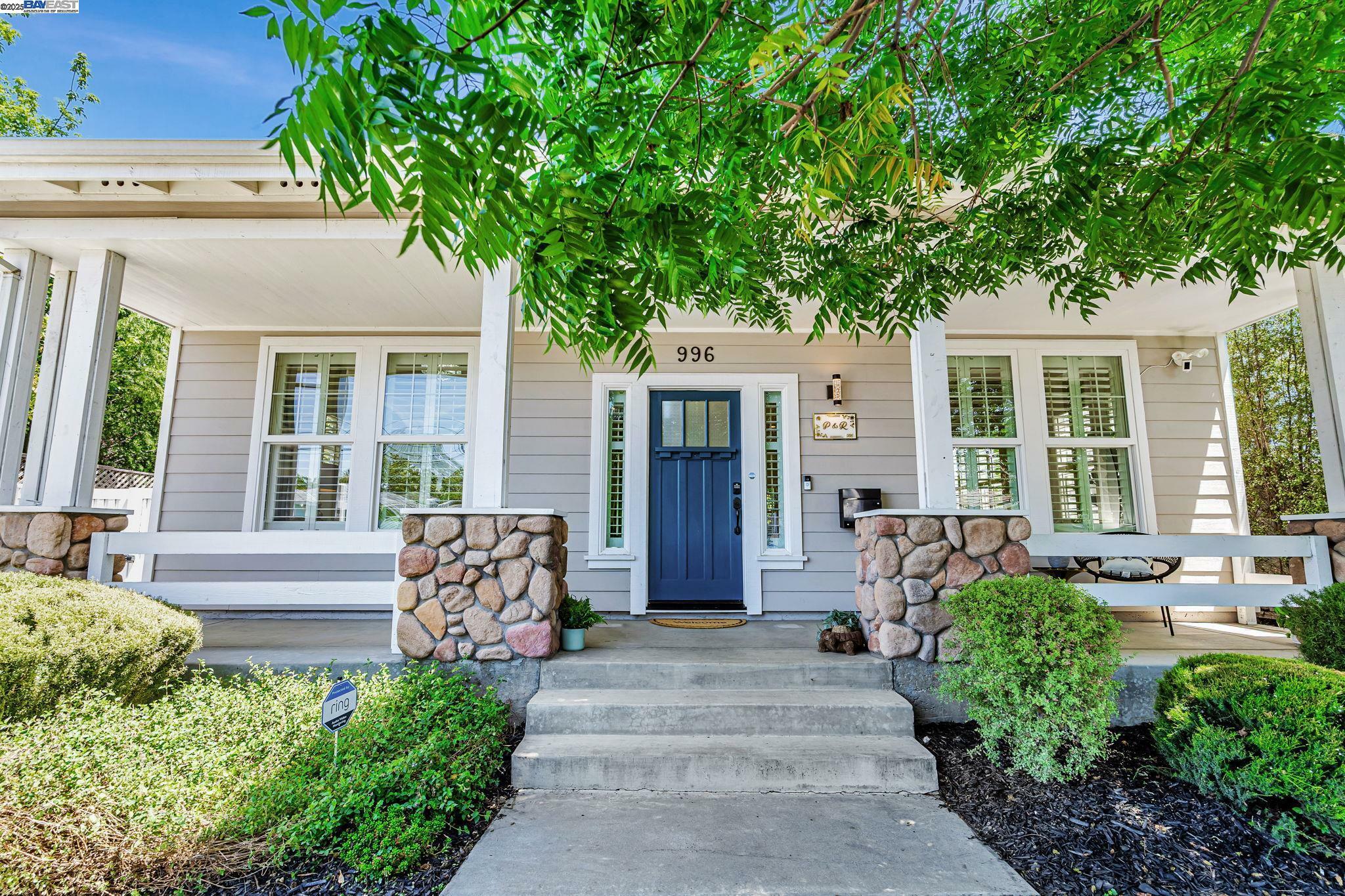 Property Photo:  996 Prevost St  CA 95125 