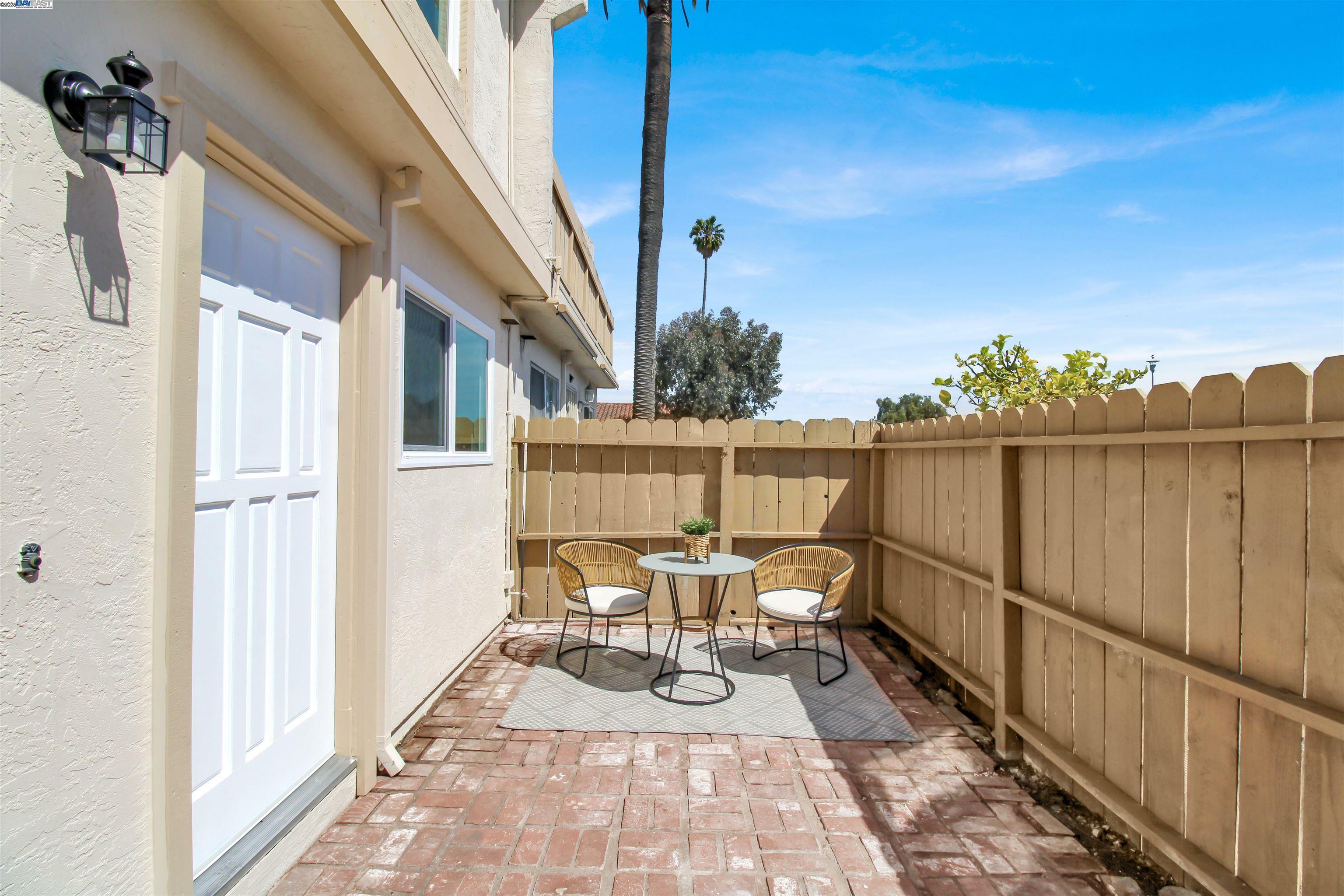 Property Photo: 4809 El Torazo Cmn CA 94536