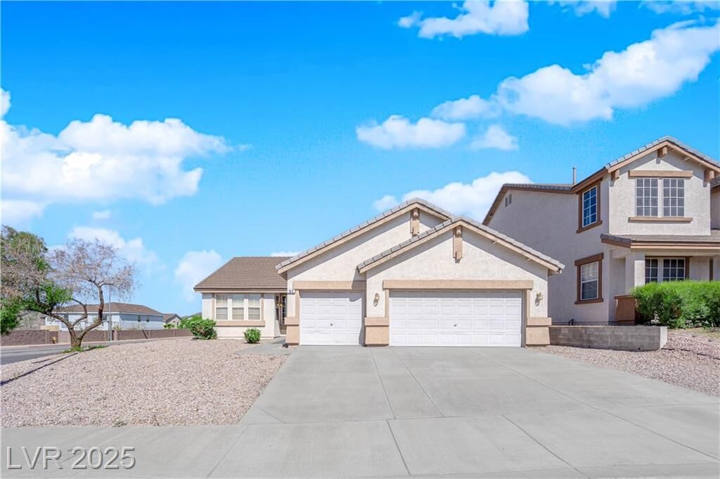 Property Photo: 82 Autumn Day Street NV 89012
