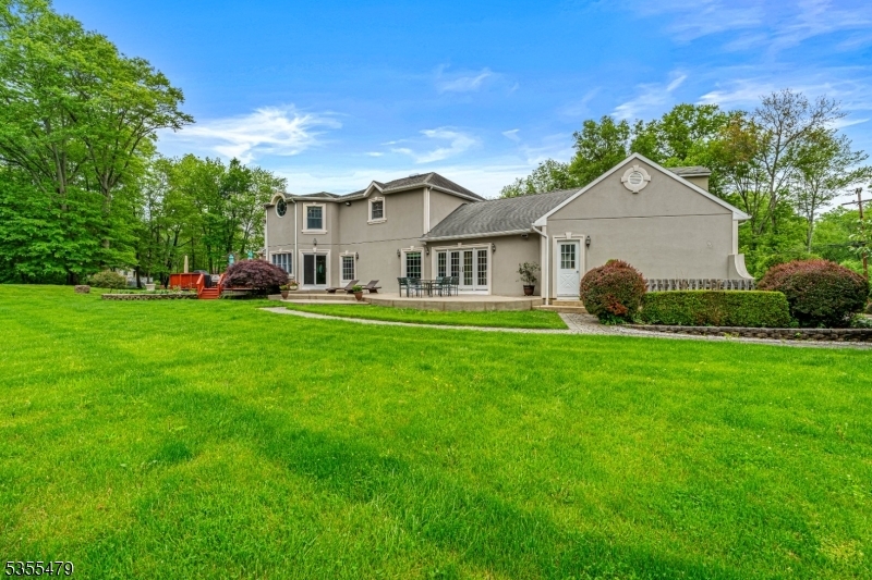 Property Photo: 6 Frances Rd NJ 07059