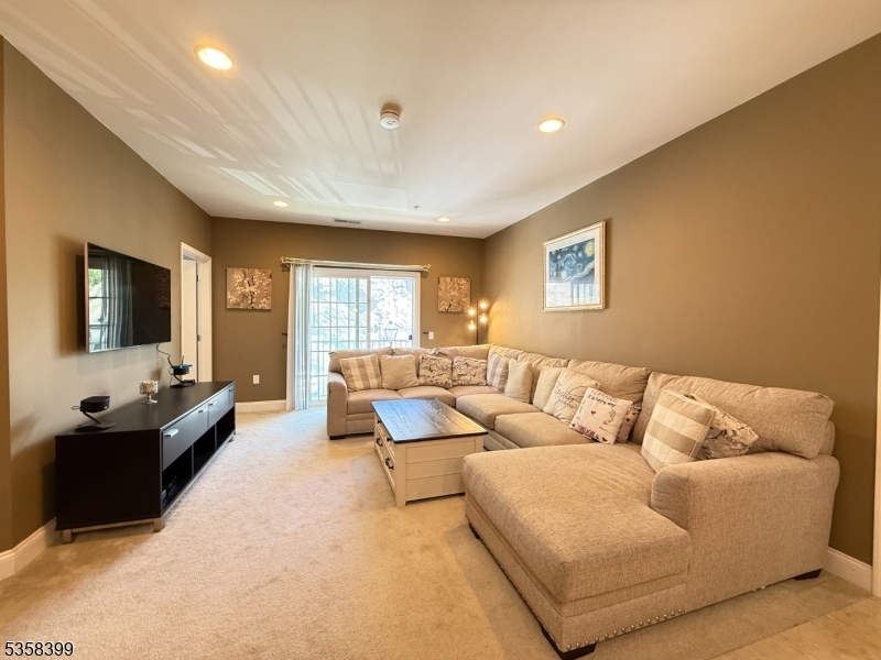 Property Photo: 3213 Ramapo Ct 3213 NJ 07457