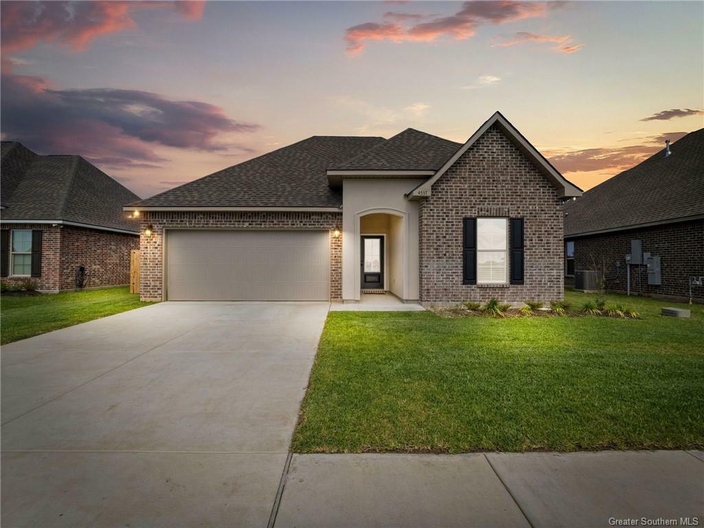 Property Photo: 4537 Green Wood Way LA 70611