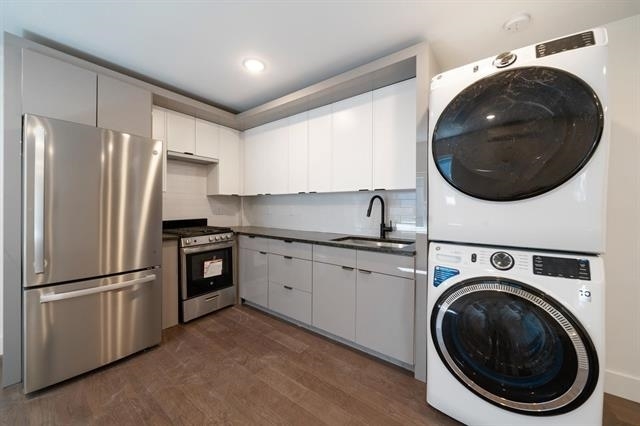 Property Photo: 195 Bay St 2 NJ 07302
