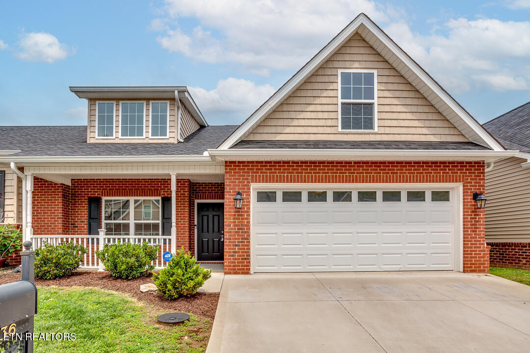 Property Photo: 1336 Hazelgreen Way TN 37912