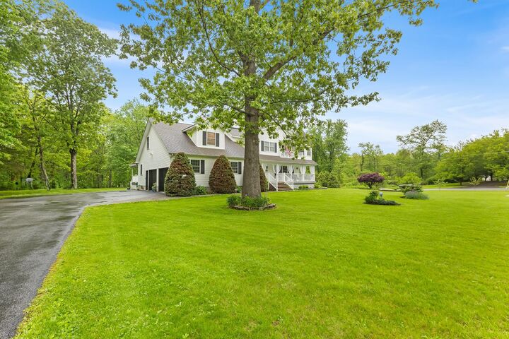 Property Photo: 6 Sloan Court NY 12589