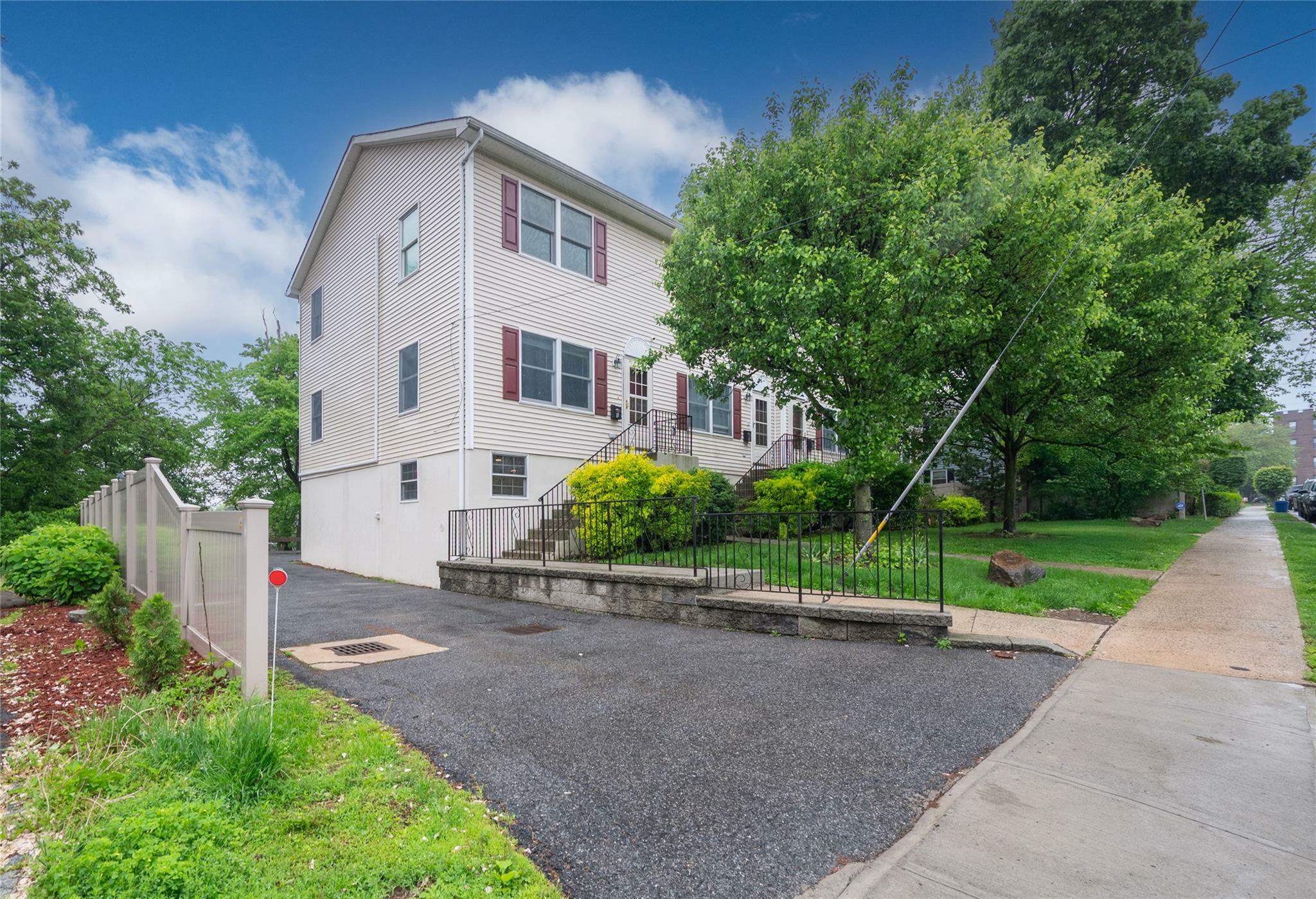 Property Photo: 60 Remington Place 1 NY 10801