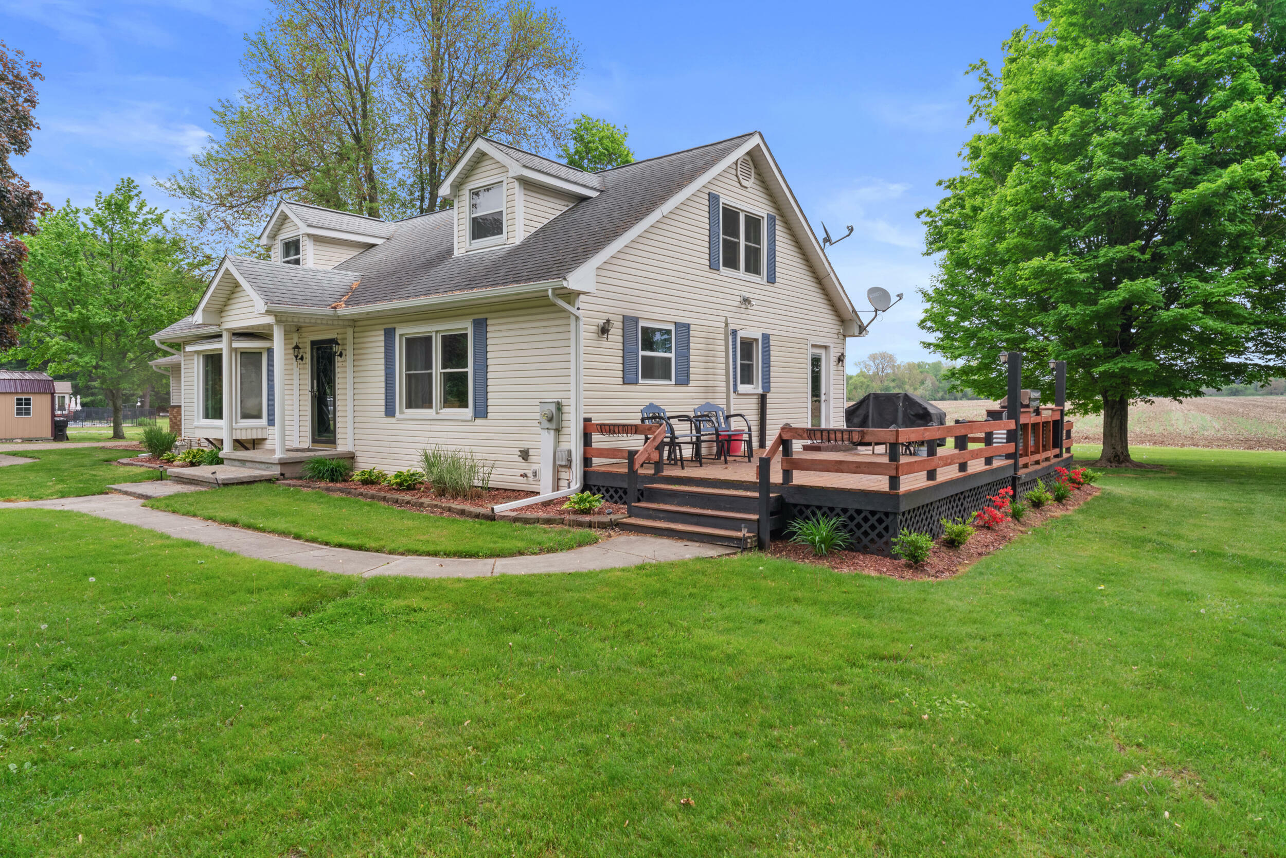 Property Photo: 375 N Fox Rd Road MI 49036
