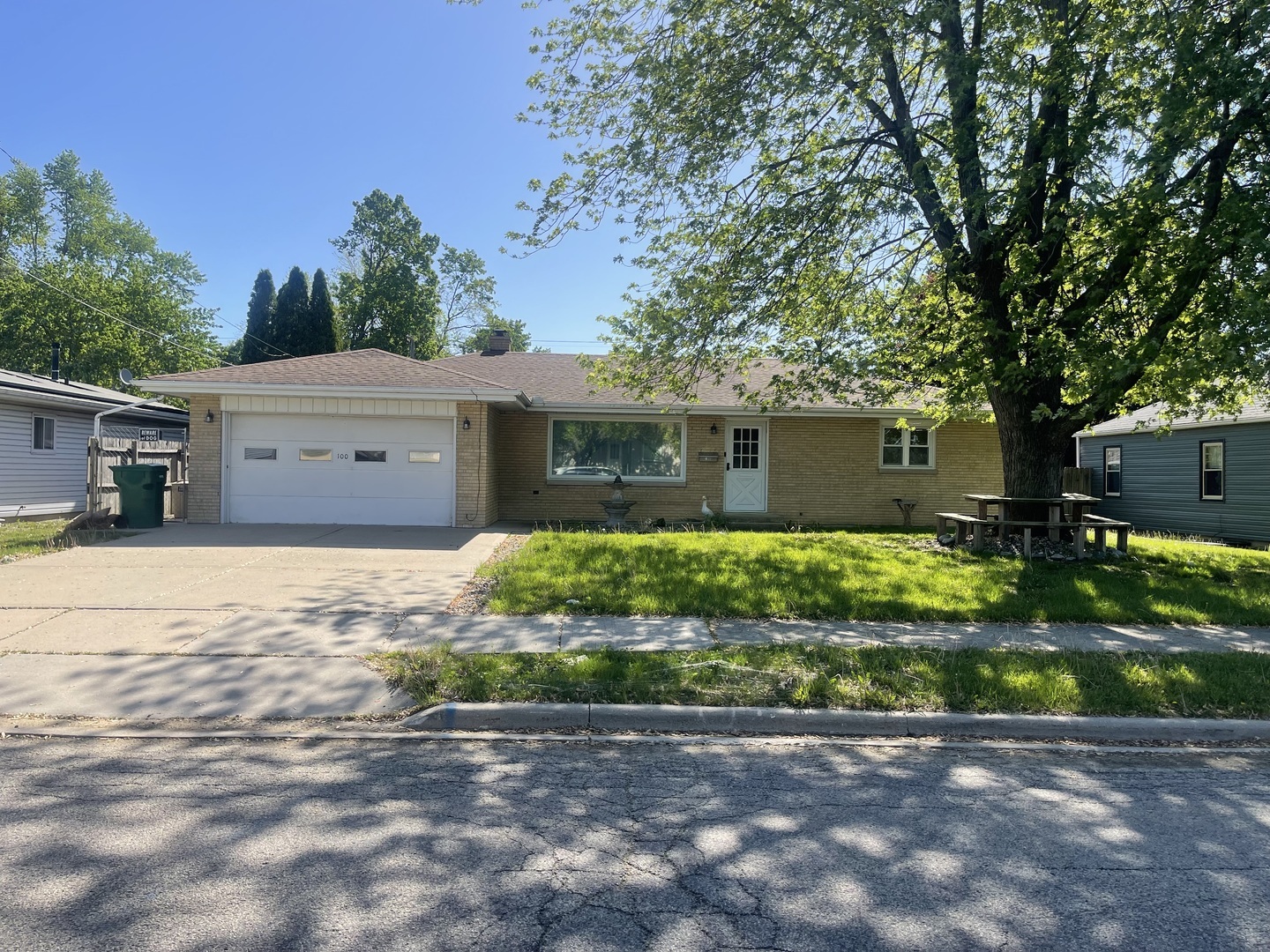 Property Photo: 100 Emery Street IL 60436