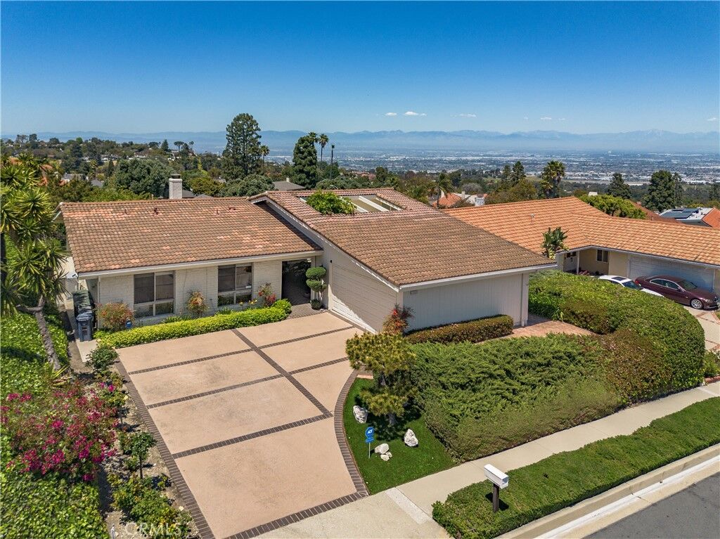 Property Photo: 27005 Diamondhead Lane CA 90275
