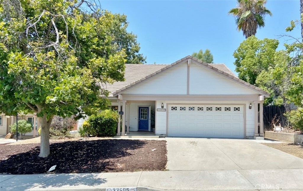 Property Photo: 33605 Breckenridge Trail CA 92595