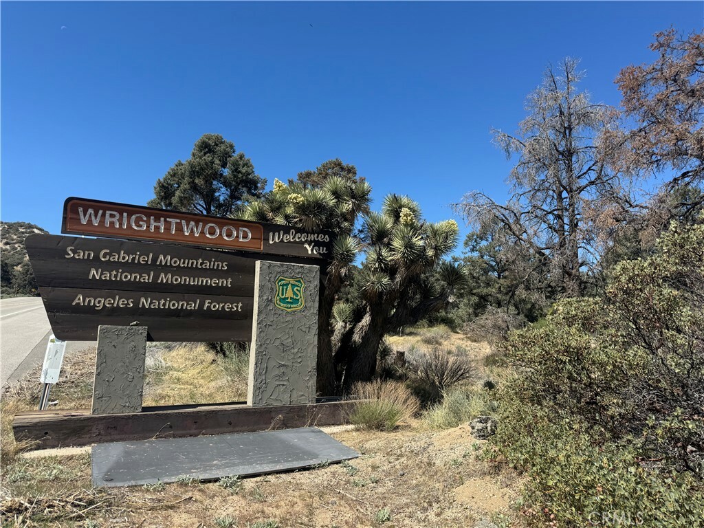 Property Photo: 40124 Scenic Creek CA 92372