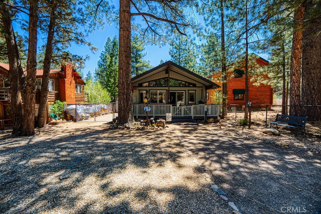 Property Photo: 1150 Pine Ridge Lane CA 92314