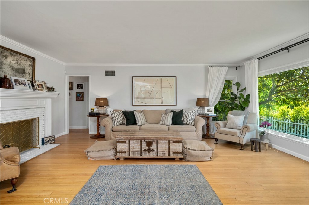 Property Photo: 7952 Belton Drive CA 90045